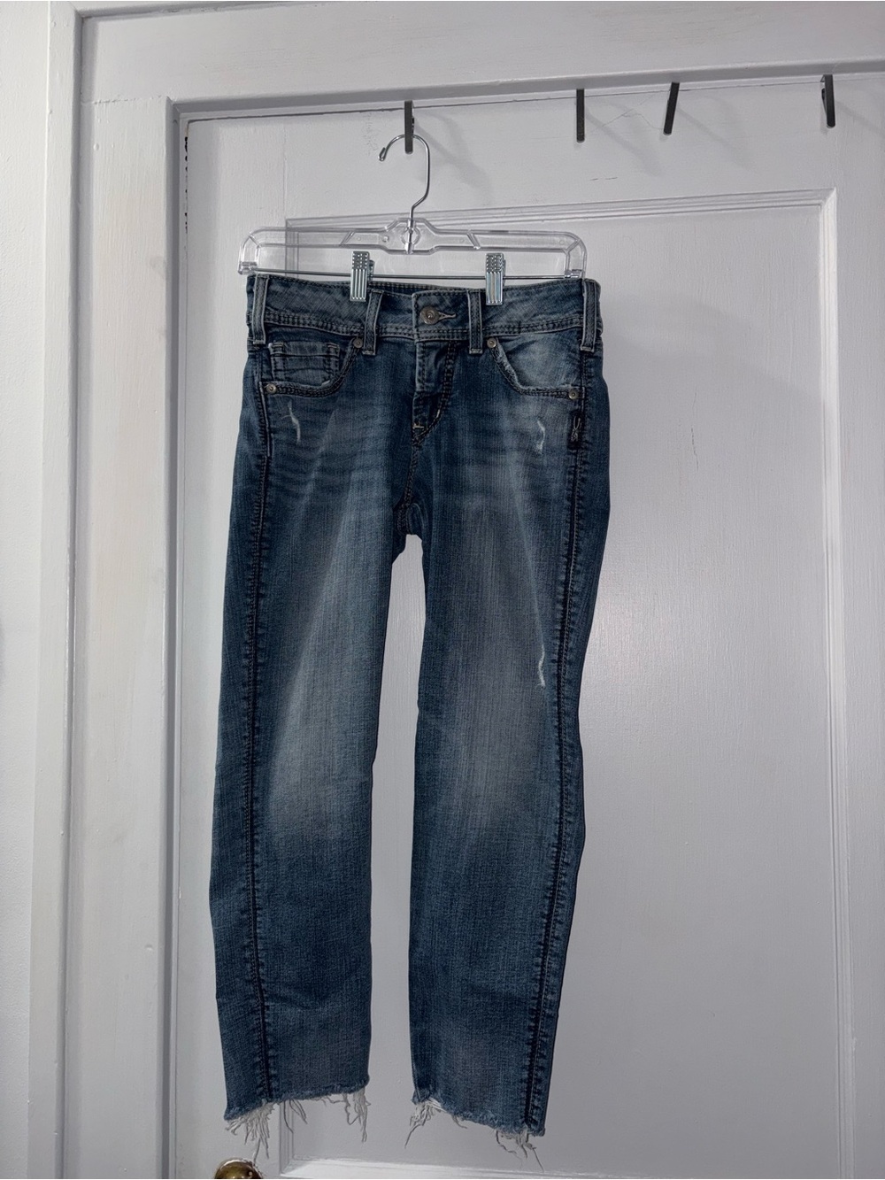 Silver Jeans Suki Mid-Rise Curvy Fit Ankle Jeans